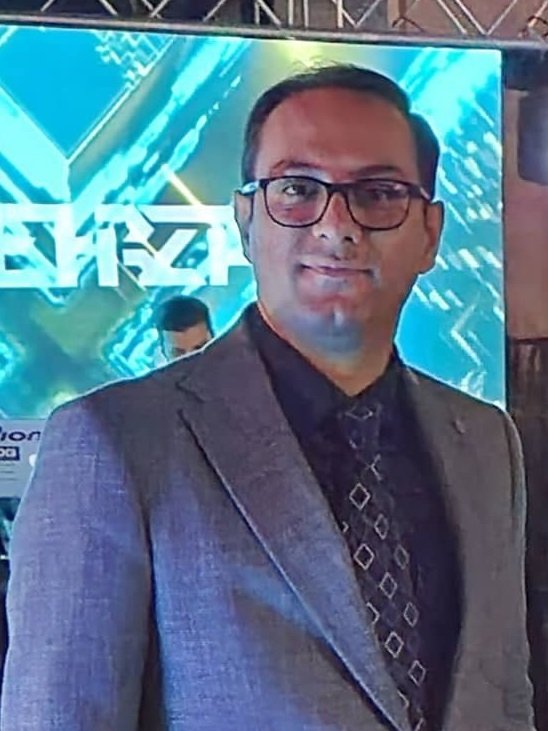 امین غفاری